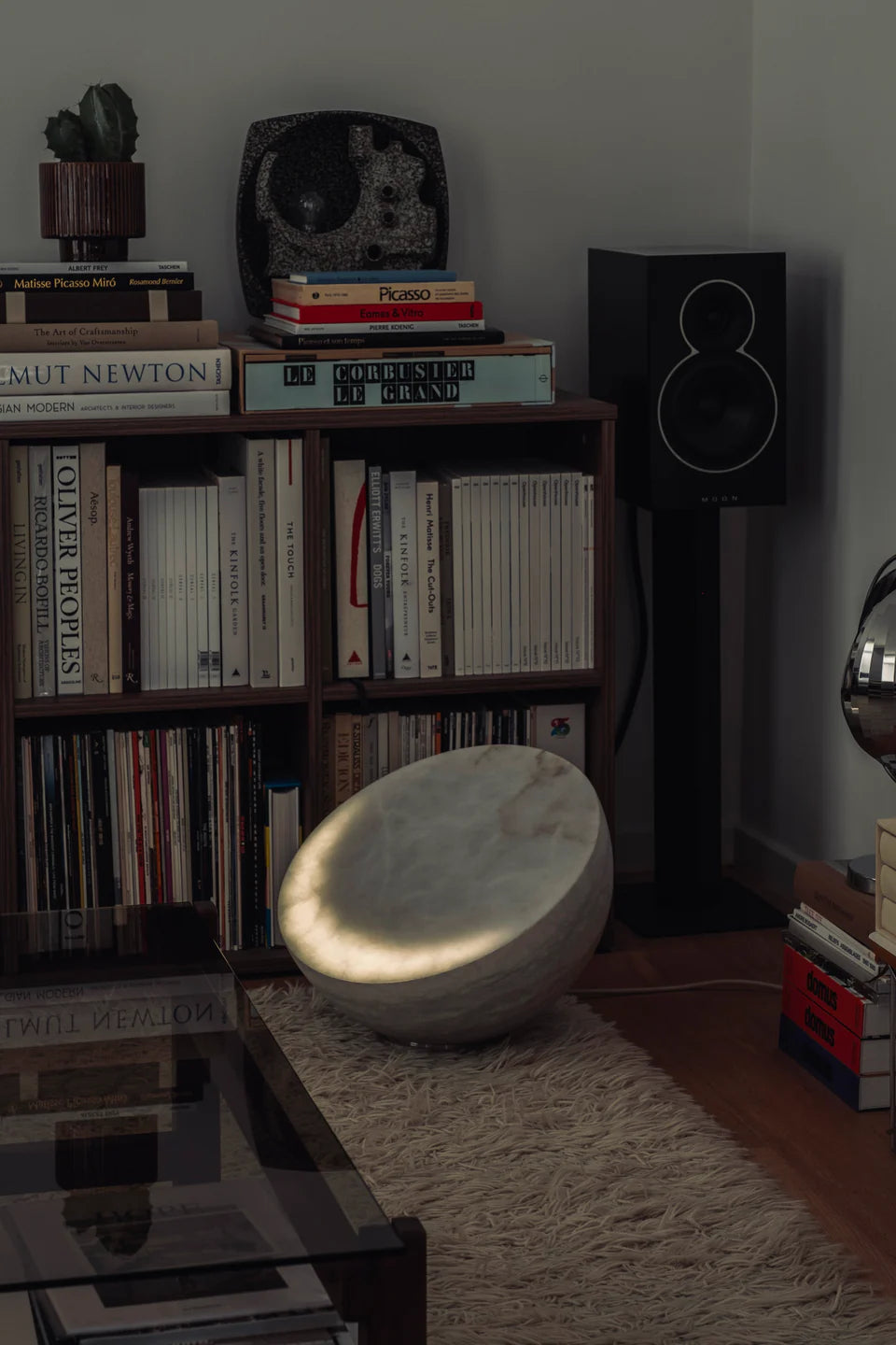 MOON Forty Alabaster in context